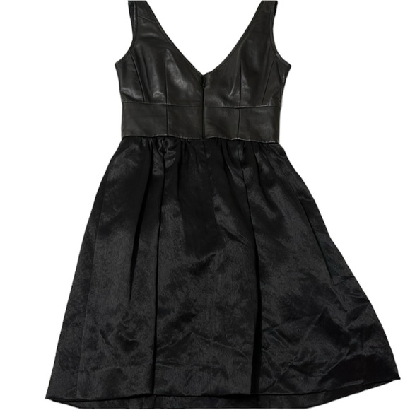 Women’s Nanette Lenore NYC designer (new) - Picture 2 of 3